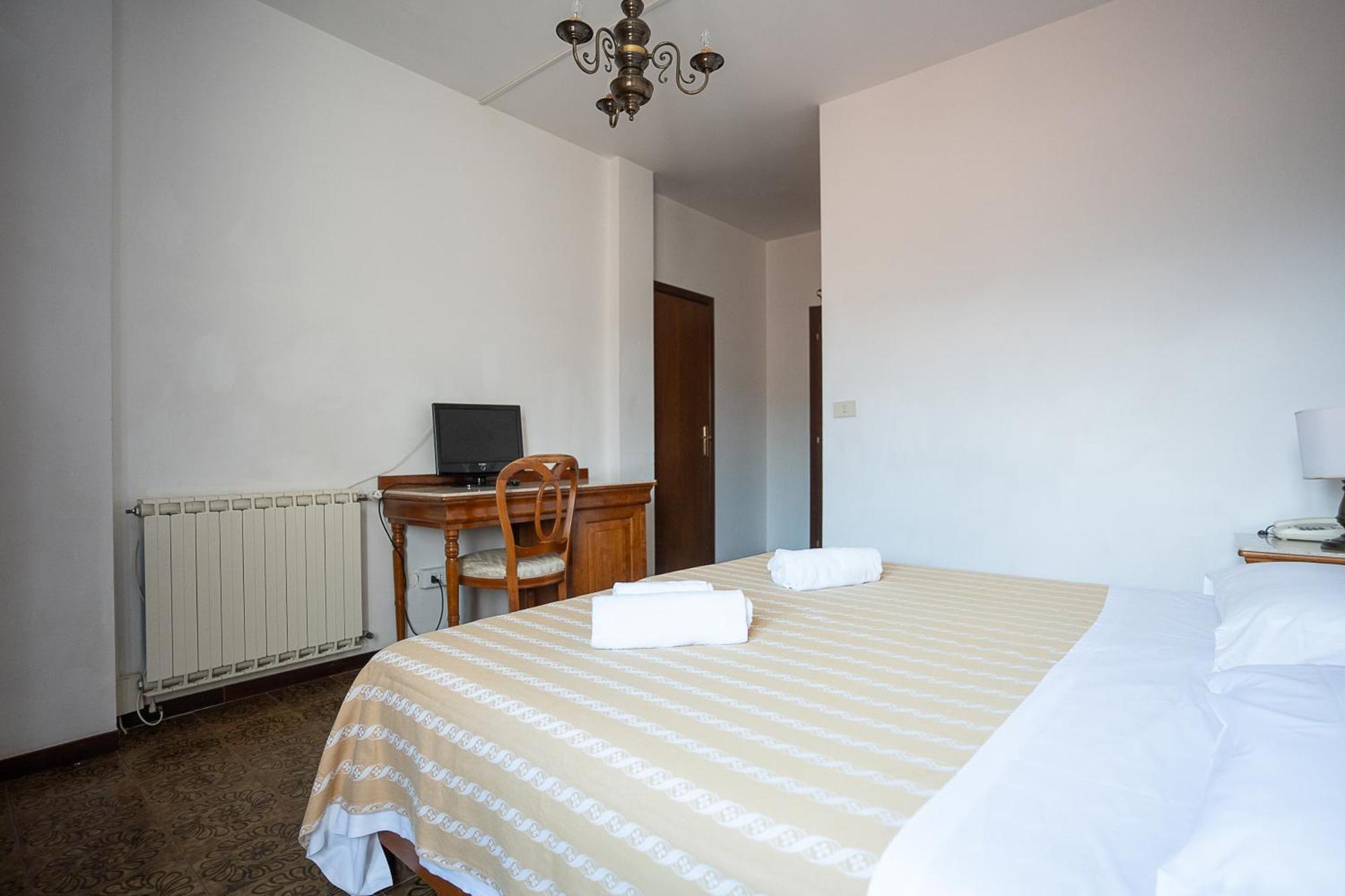 Napoleon Hotel